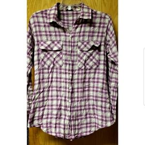 Long sleeve button down plaid shirt